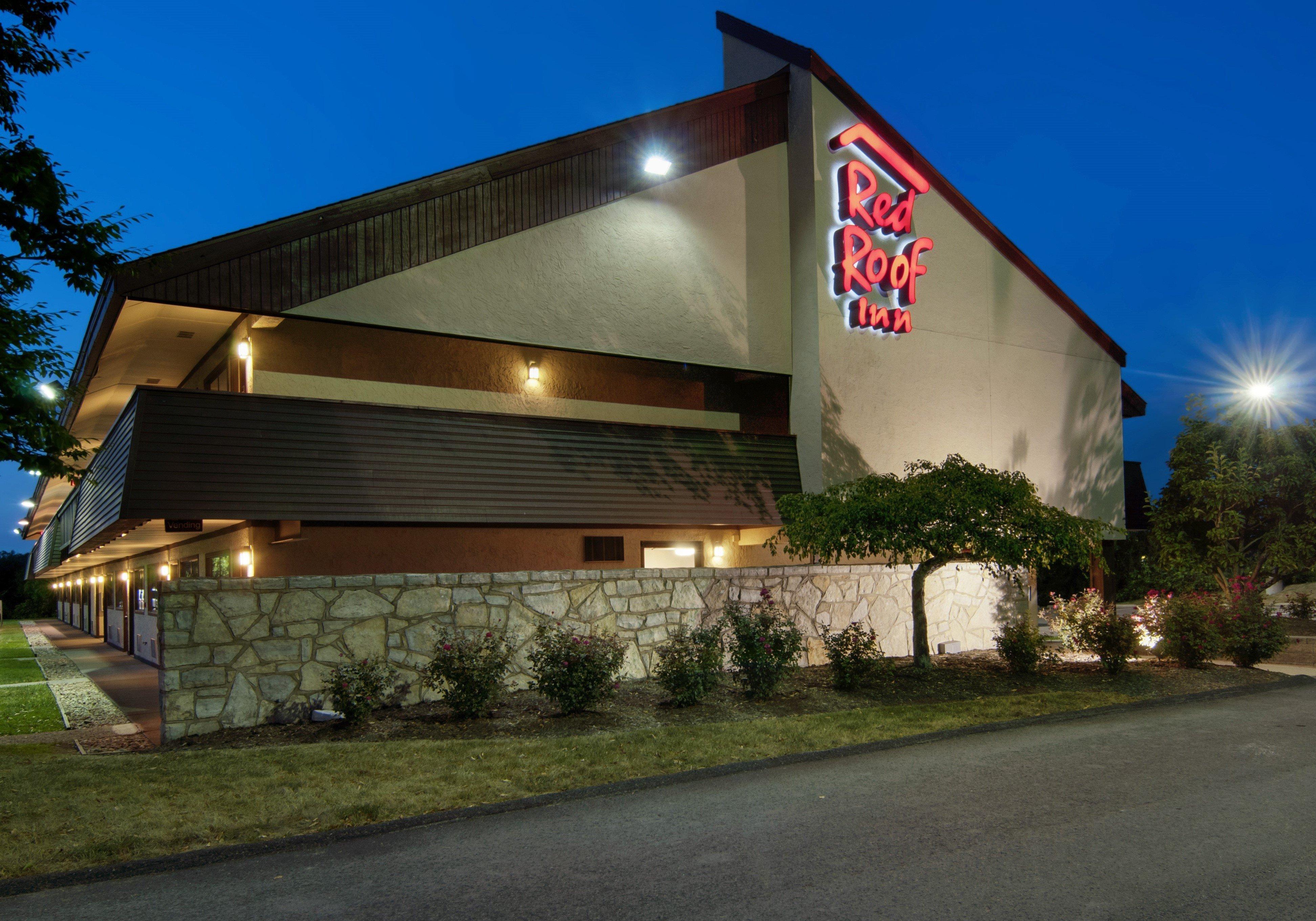 Red Roof Inn Fairmont Dış mekan fotoğraf