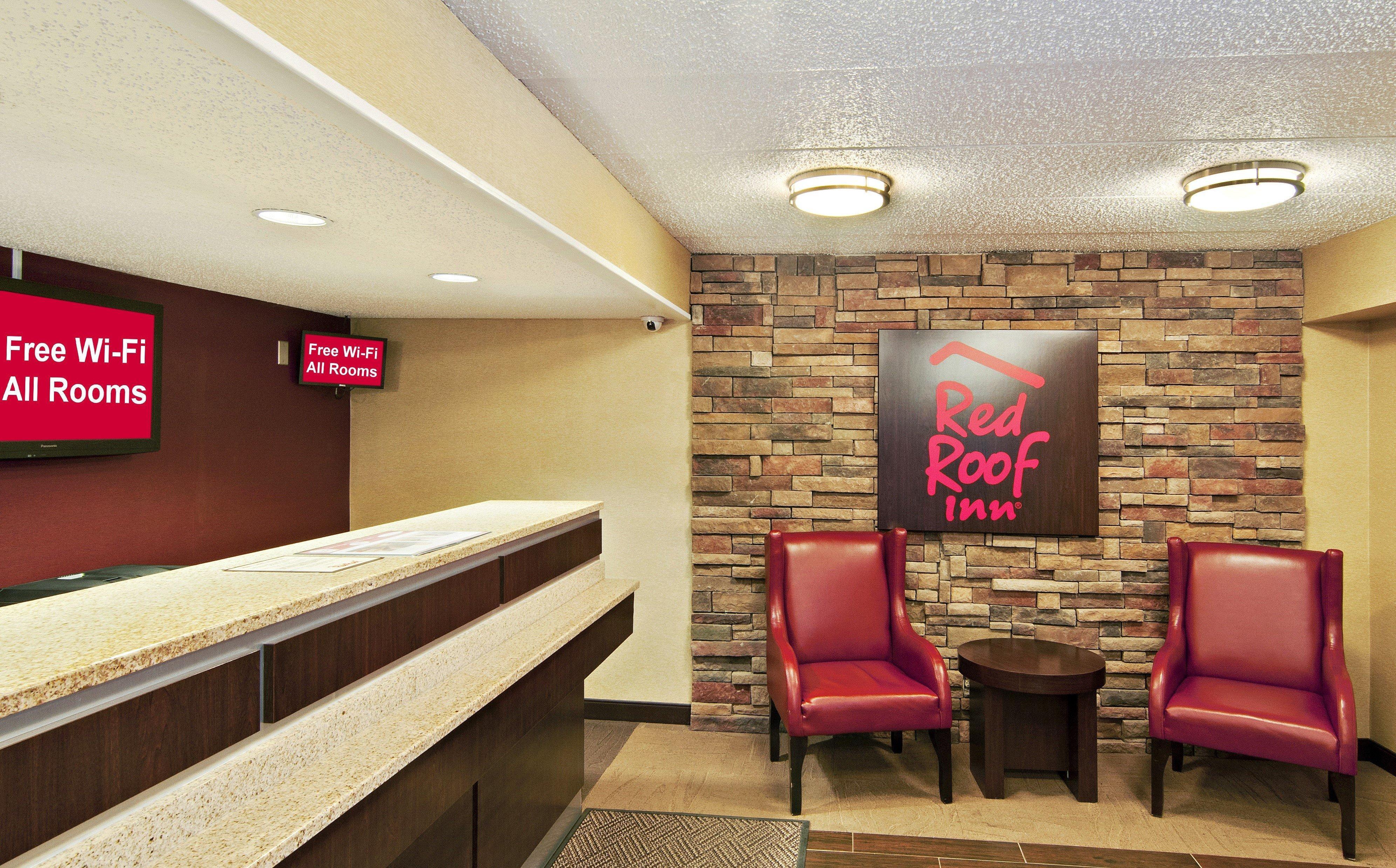 Red Roof Inn Fairmont Dış mekan fotoğraf