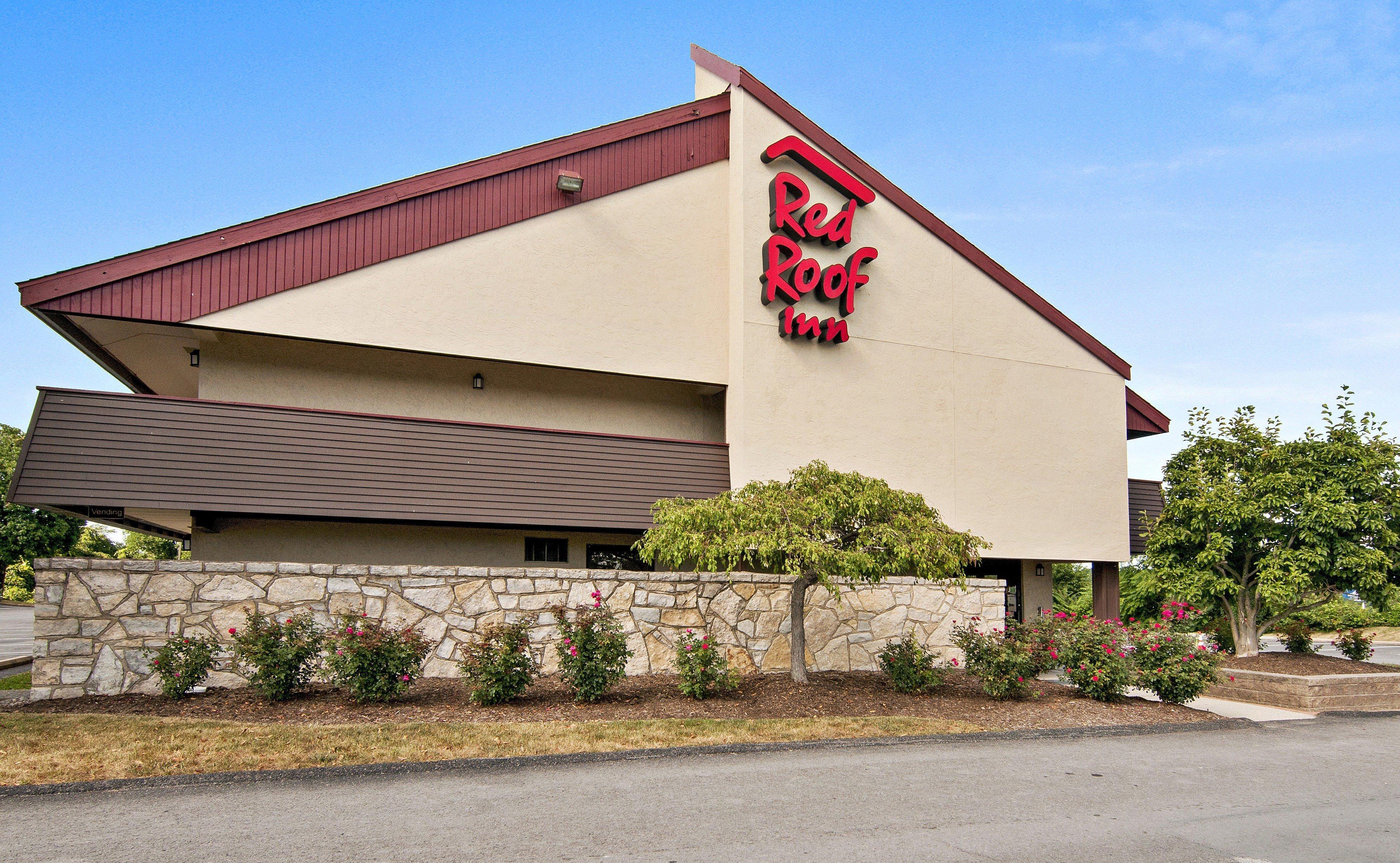 Red Roof Inn Fairmont Dış mekan fotoğraf